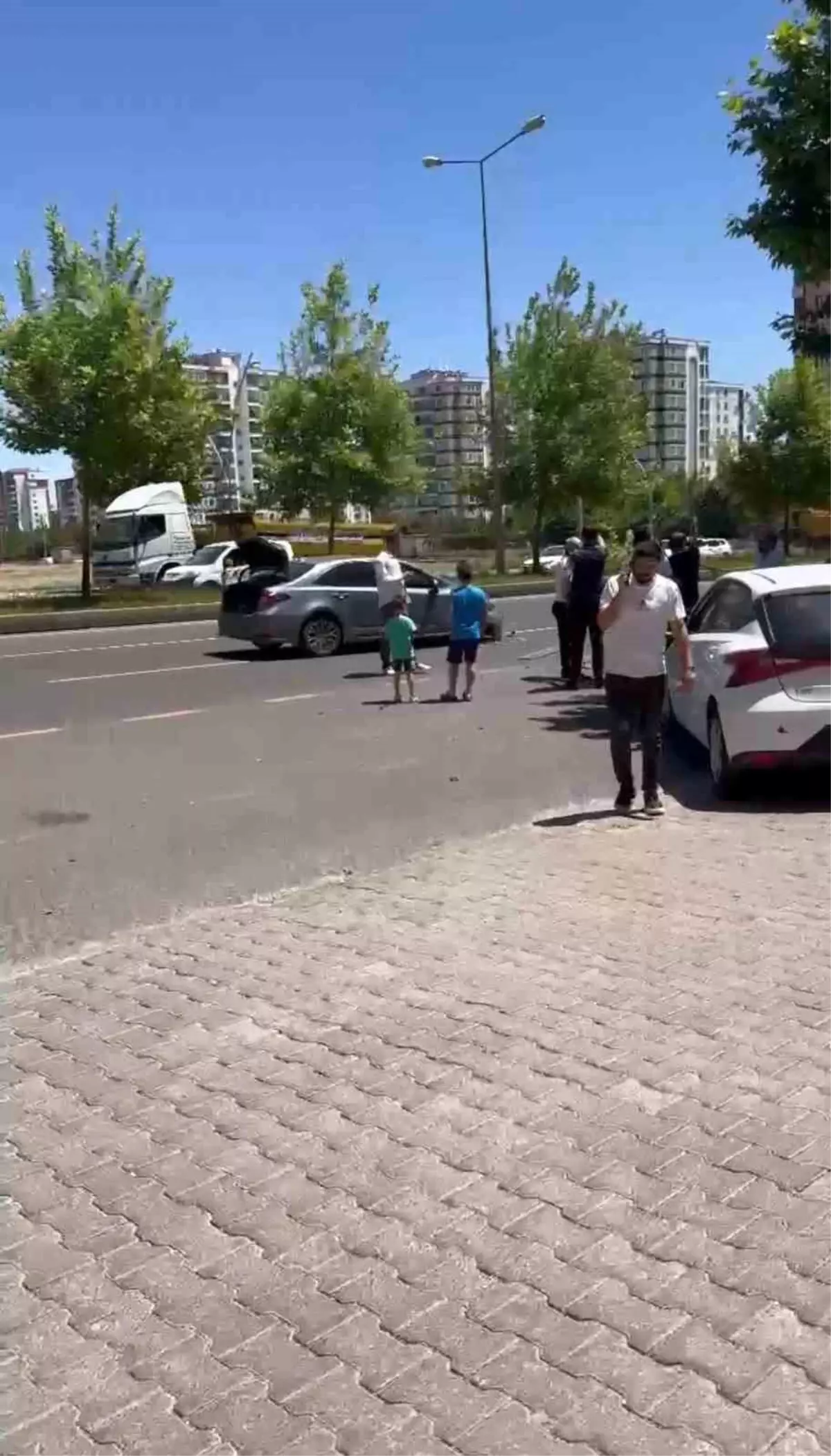 Diyarbakır'da Baygın Sürücü Bulundu