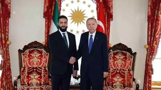 Cumhurbaşkanı Recep Tayyip Erdoğan, Suriye Devlet Başkanı Ahmed Şara ile Dolmabahçe'de bir araya geldi.