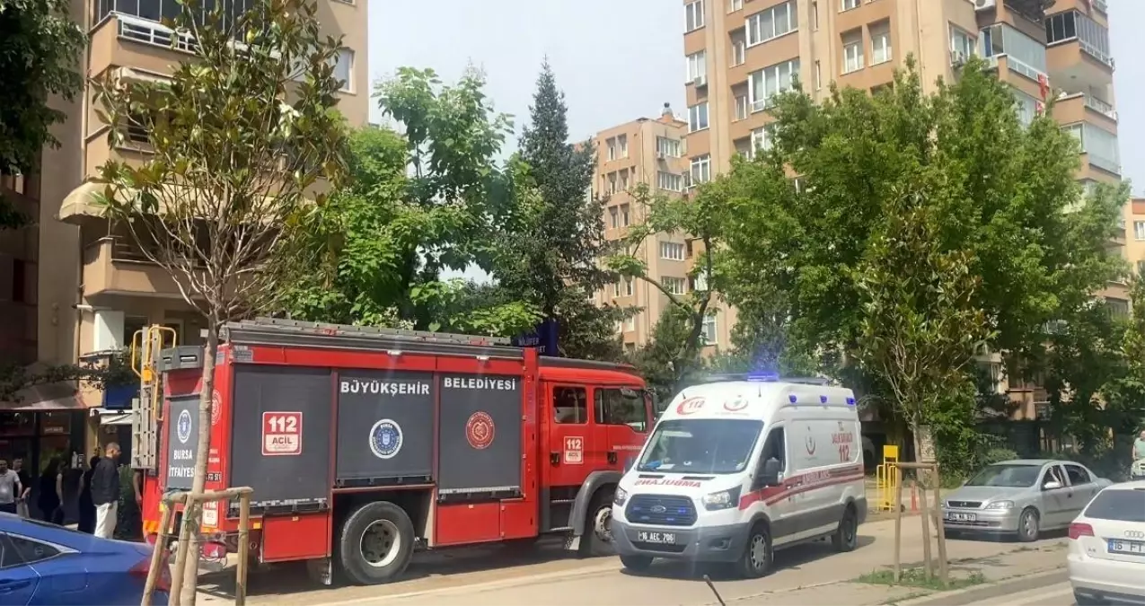 Bursa'da Çatı Yangını Paniğe Neden Oldu