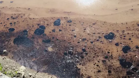 Kars Çayı'nda Akaryakıt Kirliliği