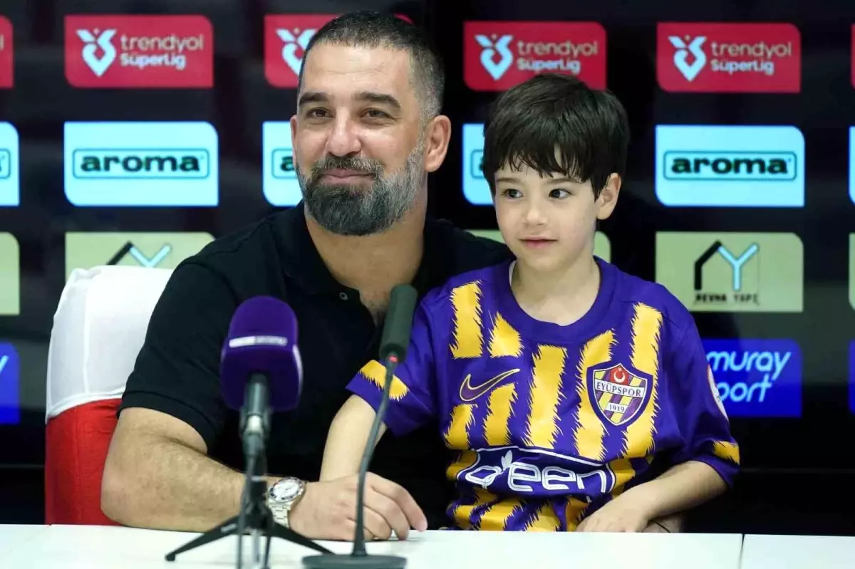 Arda Turan Eyüpspor'a Veda Etti