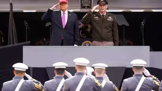 Trump, West Point Mezuniyetinde Konuştu