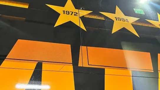 Galatasaray'a Taşlı Saldırı