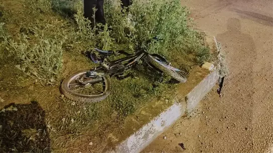 Eynesil'de Bisikletli Çocuğa Kamyonet Çarptı, Hayatını Kaybetti
