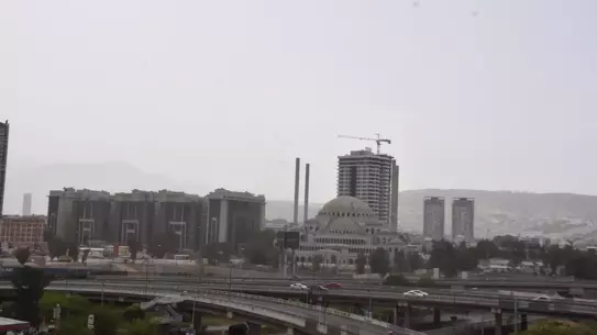 İzmir'de Toz Taşınımı ve Hava Kalitesi Düşüyor