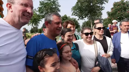 Özgür Özel Halk Koşusu'na Katıldı
