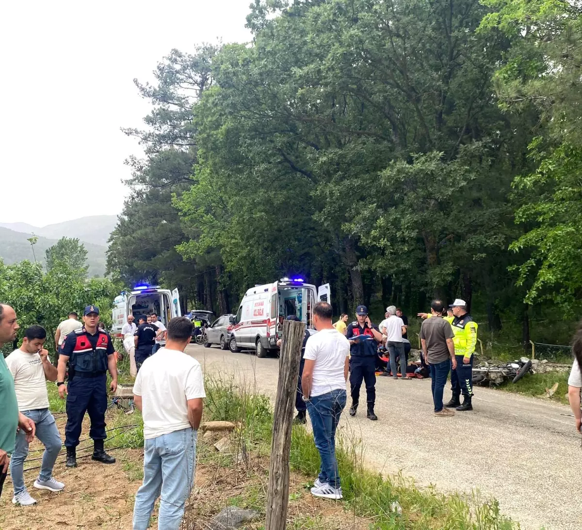 Çanakkale'de Kaza: 4 Yaralı
