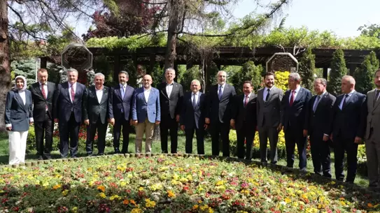Bakan Işıkhan, Kayseri'de İş İnsalarıyla Buluştu