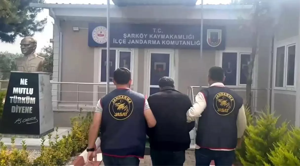 Jandarma Taklidiyle 1 Milyon Lira Dolandırıcılığı