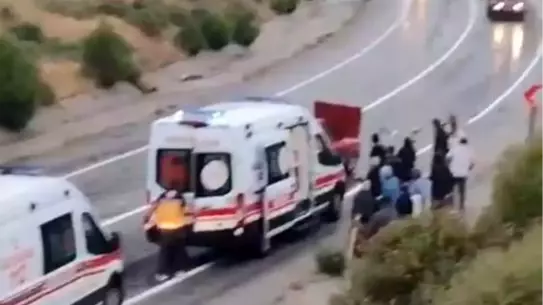 Edremit'te Yağıştan Kaynaklı Trafik Kazası