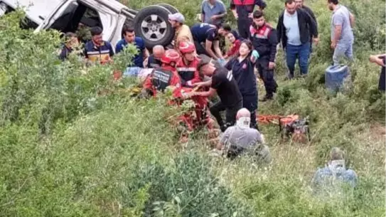 Muğla'da Kamyonet Kazasında 4 Kişi Yaralandı