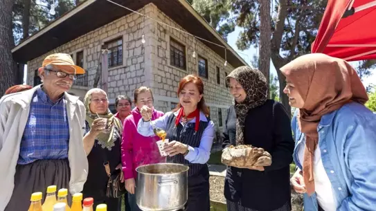 Mersin'de Üretici Kadınlara Kooperatifleşme Eğitimi
