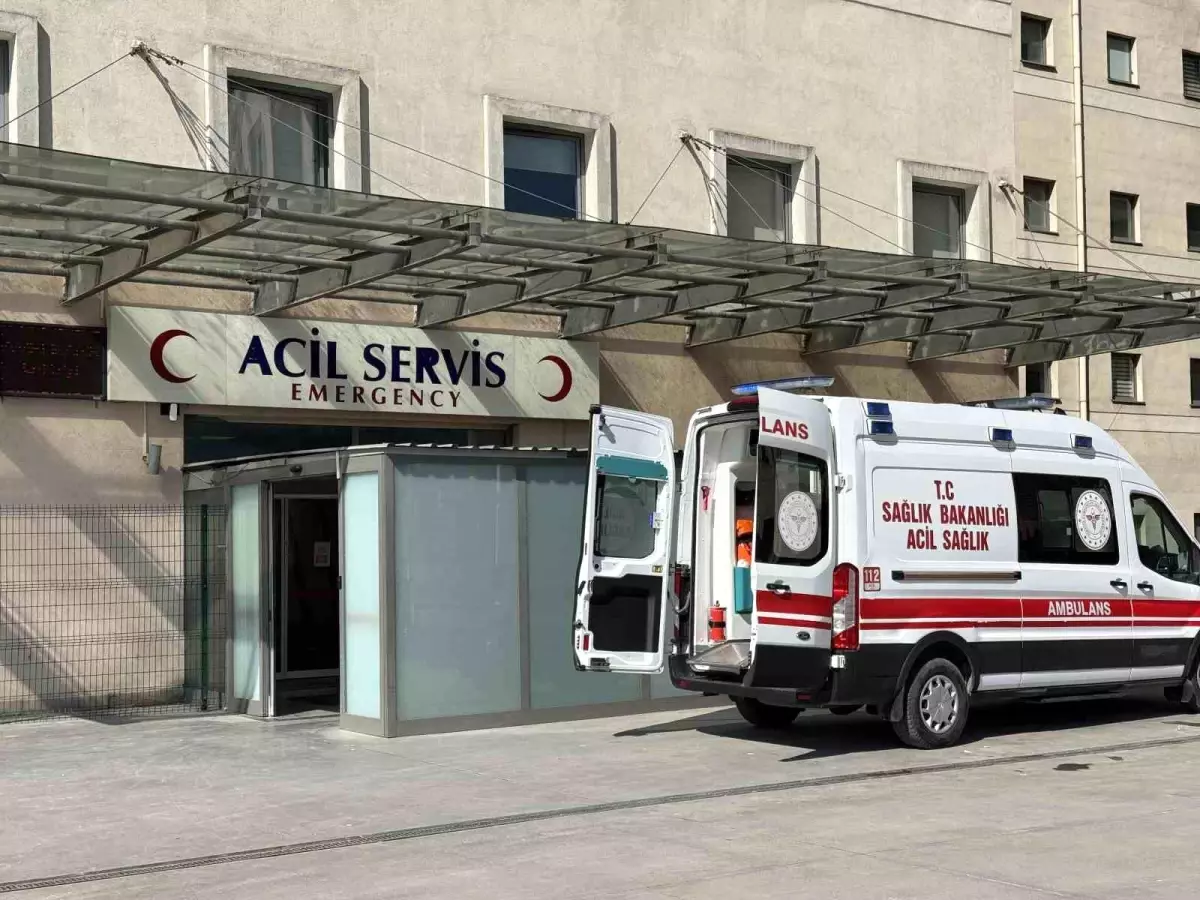Sakarya'da Yorgun Mermi Polis Memurunu Yaraladı