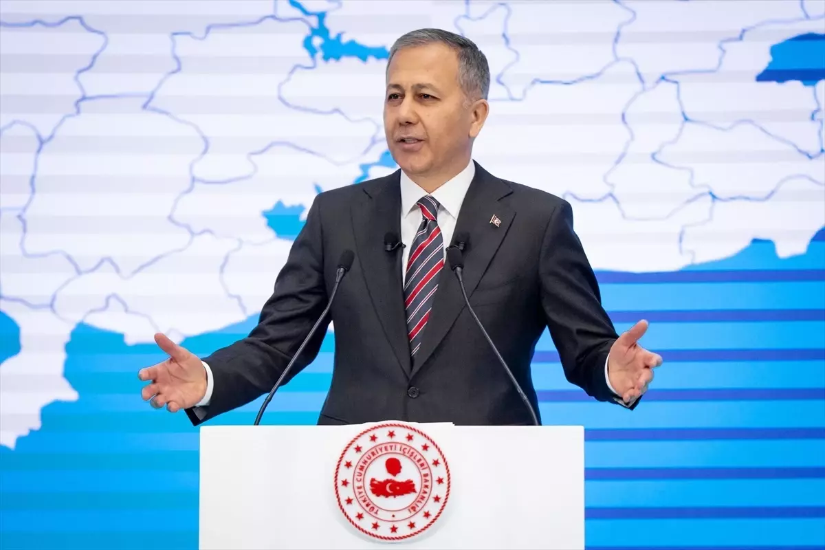 İçişleri Bakanı Yerlikaya, Emniyet Genel Müdürlüğü 2025 Yılı Genel Atama Programı'nda konuştu Açıklaması