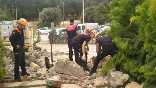 Düğün Salonundaki Kemerin Yıkılması: 2 Gözaltı