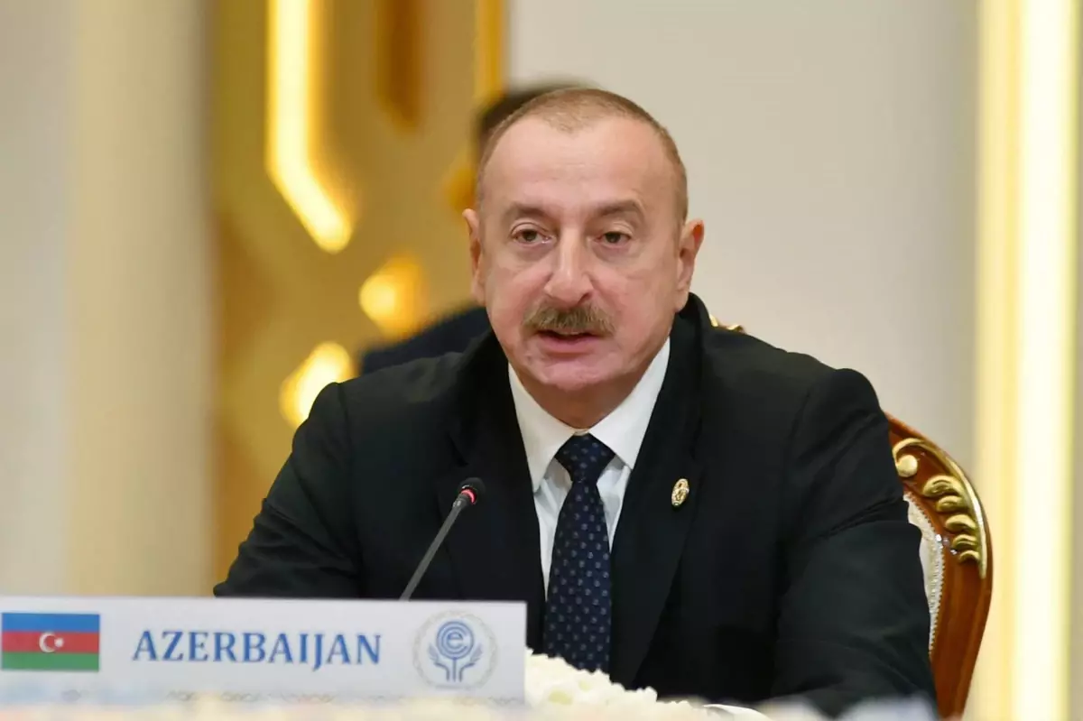 Azerbaycan 220 Mahkumu Affetti