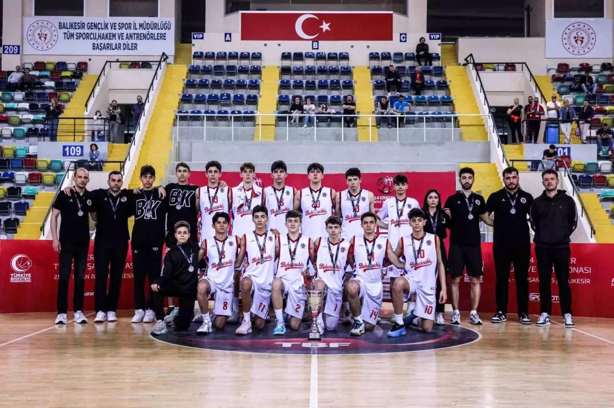 Bahçeşehir Koleji'nden Altyapı Başarıları