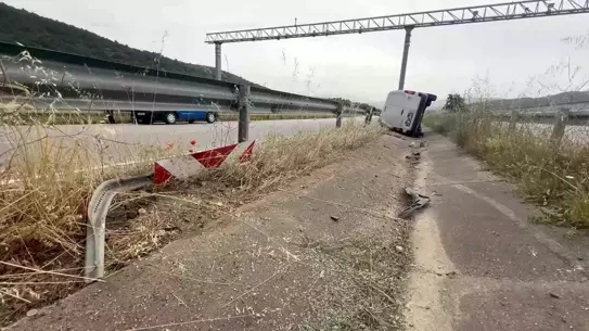 Taşova'da Trafik Kazası: İki Yaralı