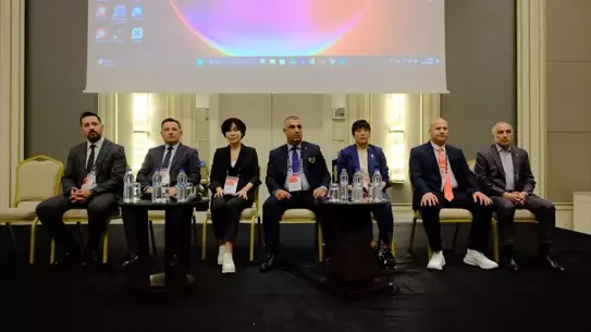 İstanbul'da Uluslararası Tekvando Hakem Semineri