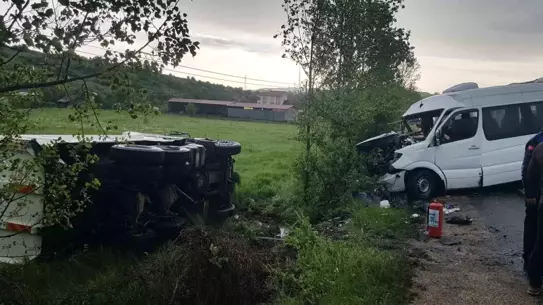 Eflani'de Zincirleme Kaza: 9 Yaralı