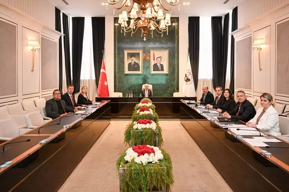 Kırklareli'nde İl Encümeni Toplantısı