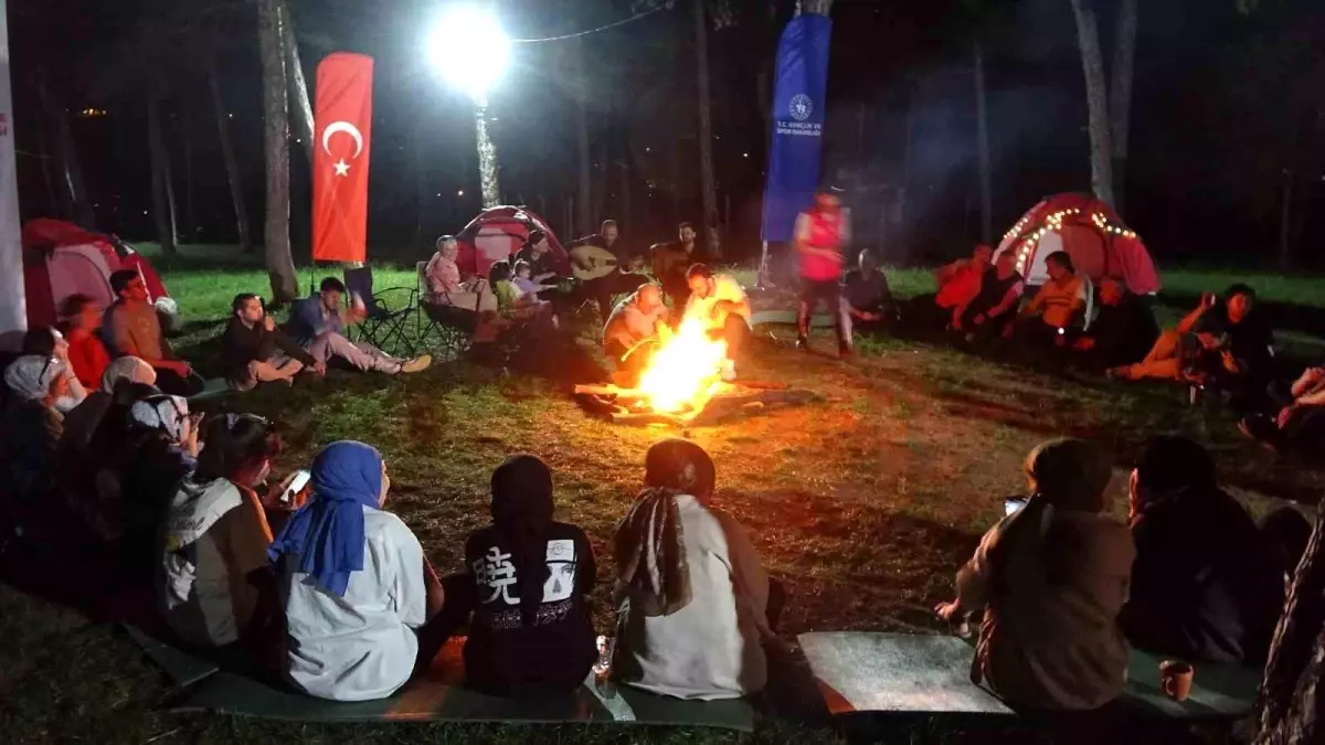 Tunçbilek'te Gençlik Kampı coşkusu