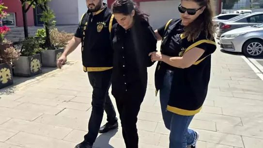 Adana'da Hırsızlık Yapan İki Kadın Yakalandı