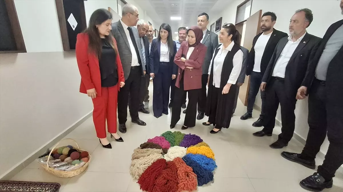 Beypazarı'nda Yıl Sonu Sergisi Açıldı