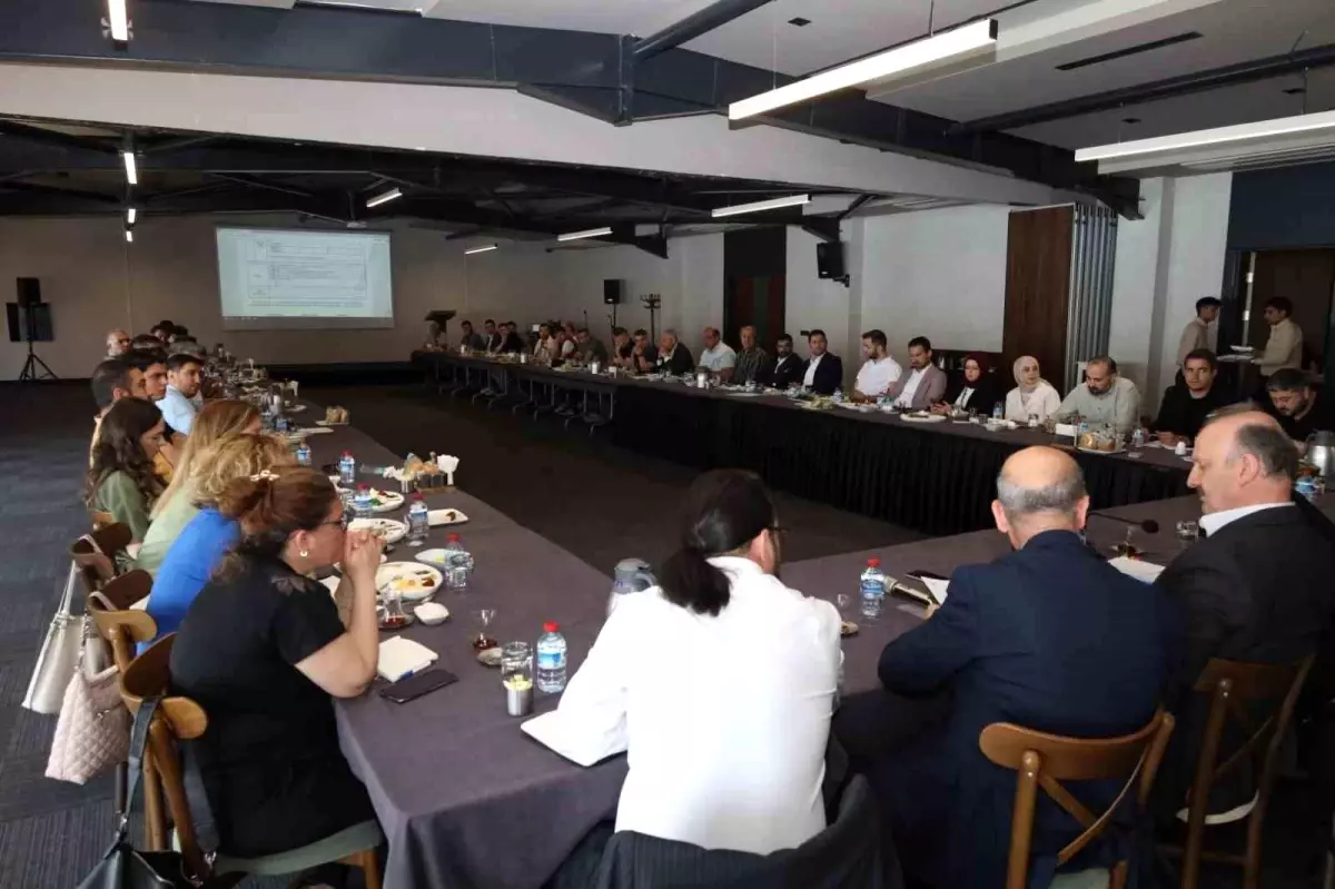 Kocaeli Büyükşehir Belediyesi İmar Toplantılarını Sürdürüyor