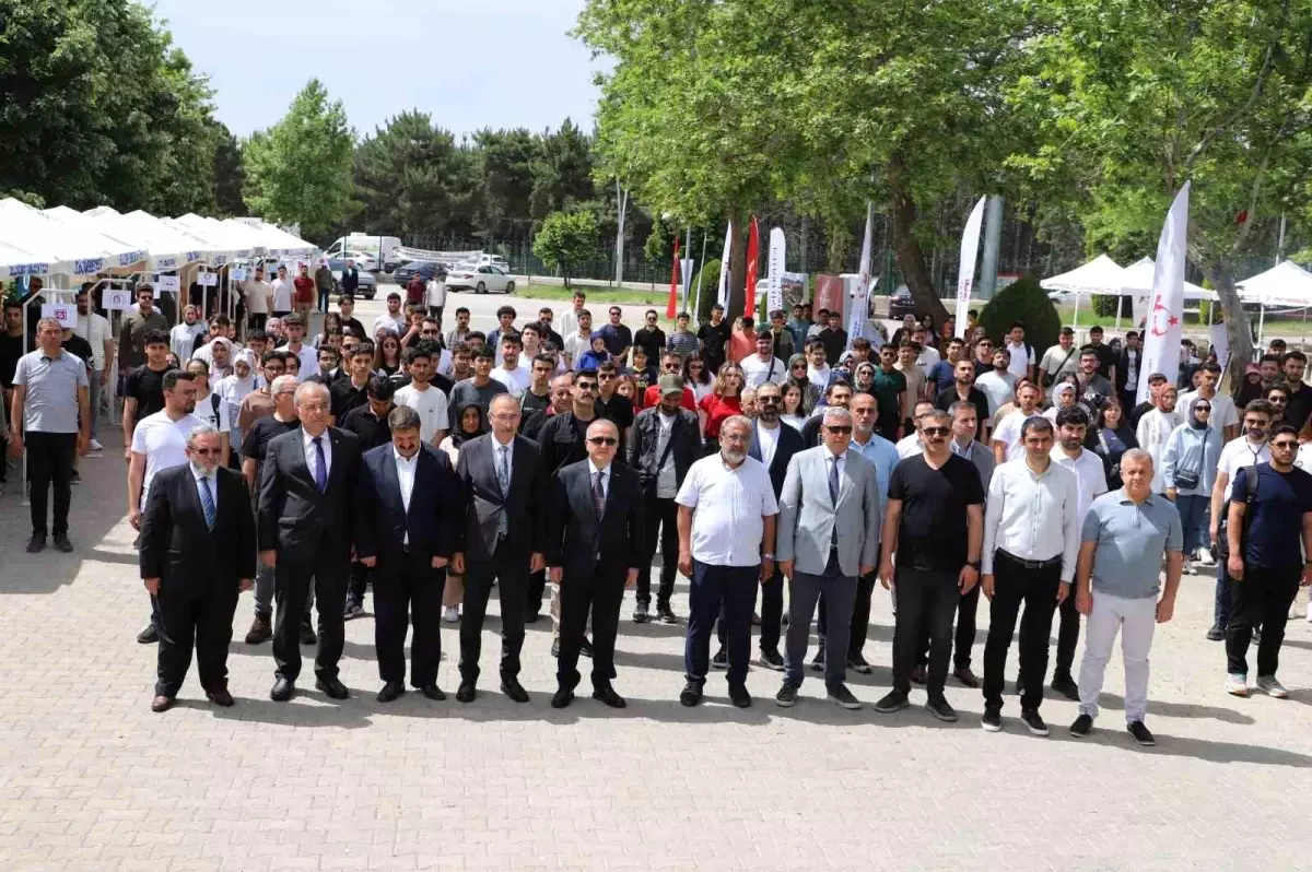Elazığ'da Üniversite Tanıtım ve Tercih Fuarı Düzenlendi