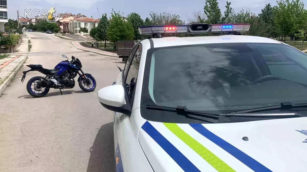 Karaman'da Motosiklet Kazası: Sürücü Yaralandı