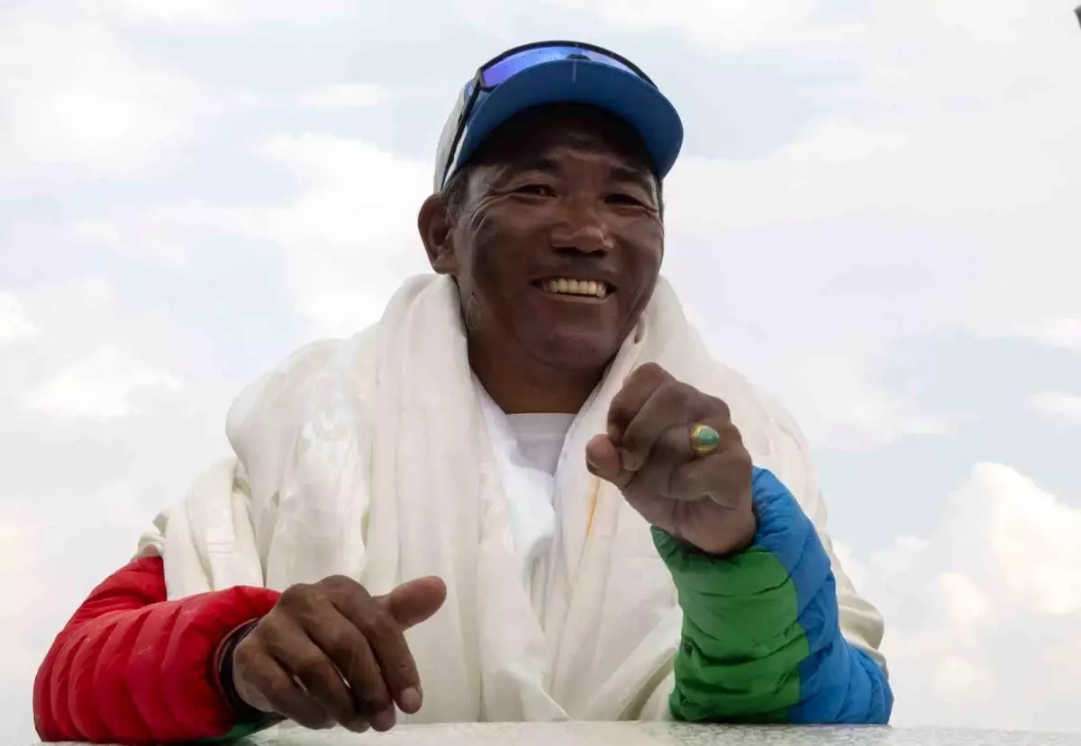 Kami Rita'nın Everest'teki 31. Tırmanışı