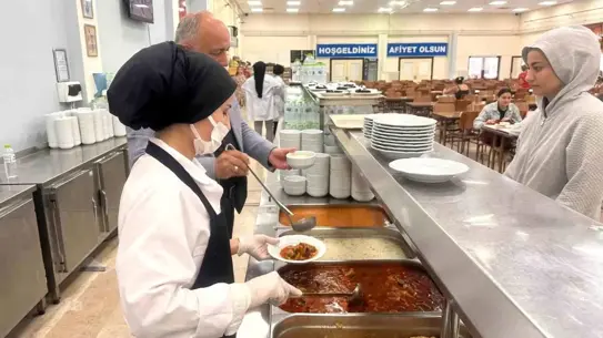 Öğrencilere Keşkek İkramı