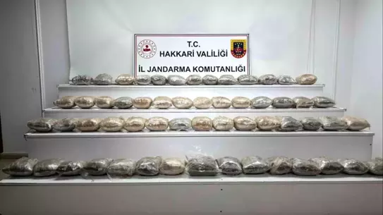Hakkari'de 34 Kilo Uyuşturucu Ele Geçirildi