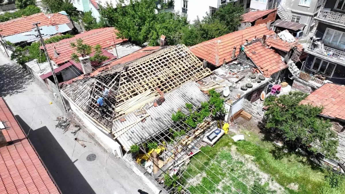 Isparta Belediyesi Yangın Zararını Gideriyor