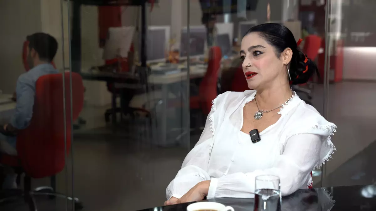 Mine Çayıroğlu: Bir çocuk dünyaya getirebilmek kadının en büyük devrimidir