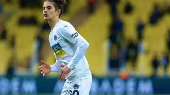 Fenerbahçe'den apar topar gönderilen İsak Vural'a İspanya'dan sürpriz talip