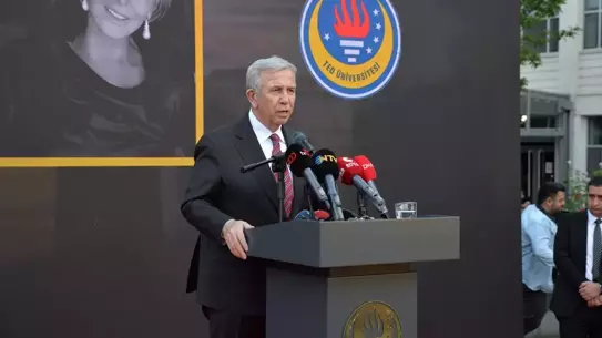 Filiz Akın Sanat Koleksiyonu Salonu Açıldı