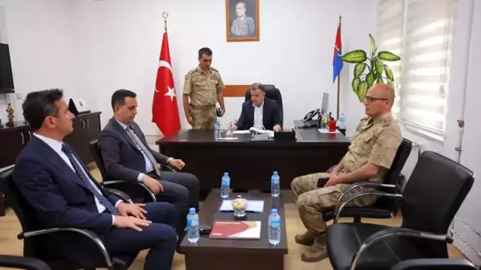 Bayburt Valisi Eldivan, Jandarma Personeliyle Bir Araya Geldi