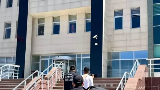 Kars'ta 3 Şahıs Uyuşturucu Suçundan Yakalandı