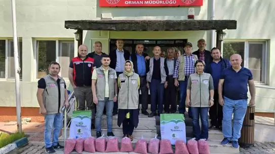 Orhaneli'de Çiftçilere Kuru Fasulye Tohumu Dağıtıldı