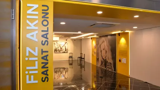 Filiz Akın'a Anıt: Sanat Koleksiyonu Salonu Açıldı