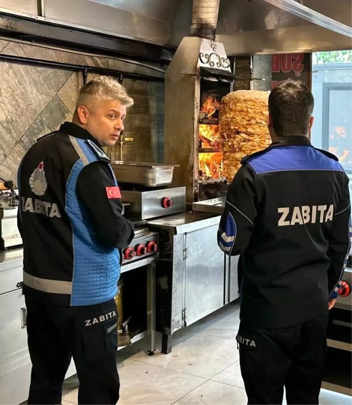 İnegöl'de Zabıta Ekiplerinden Döner Salonlarına Denetim