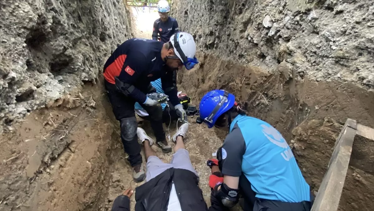 İskenderun'da Deprem Tatbikatı Gerçekleşti