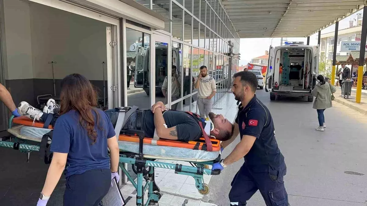 Çayırova'da Motosiklet Kazası: Sürücü Yaralı