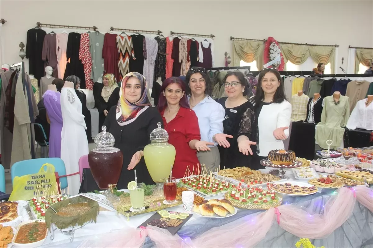 Zara'da kursiyerler sergi açtı
