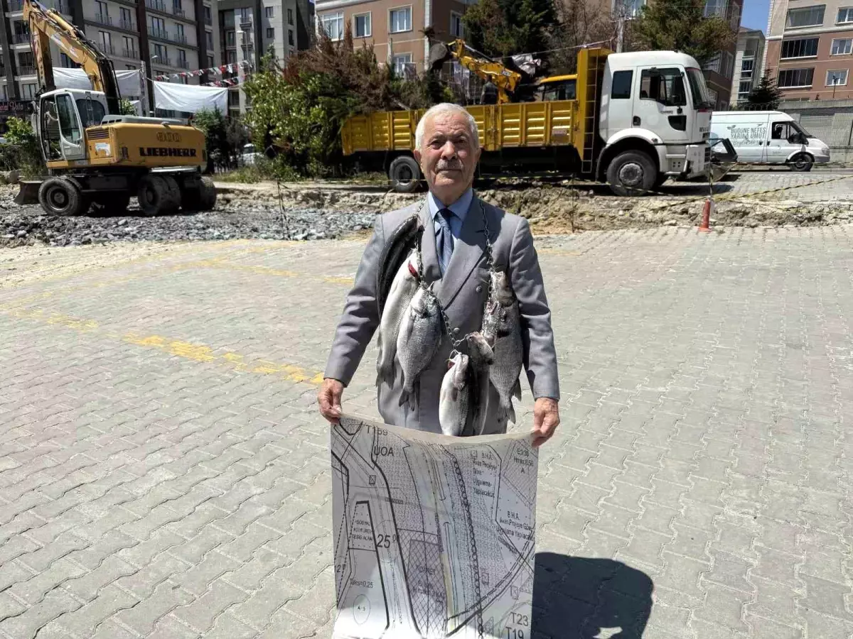 Balıkçı Kenan Balcı'dan Ekrem İmamoğlu Protestosu