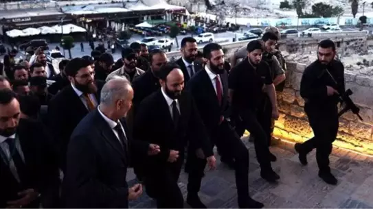 Suriye Devlet Başkanı eş-Şara Halep'te