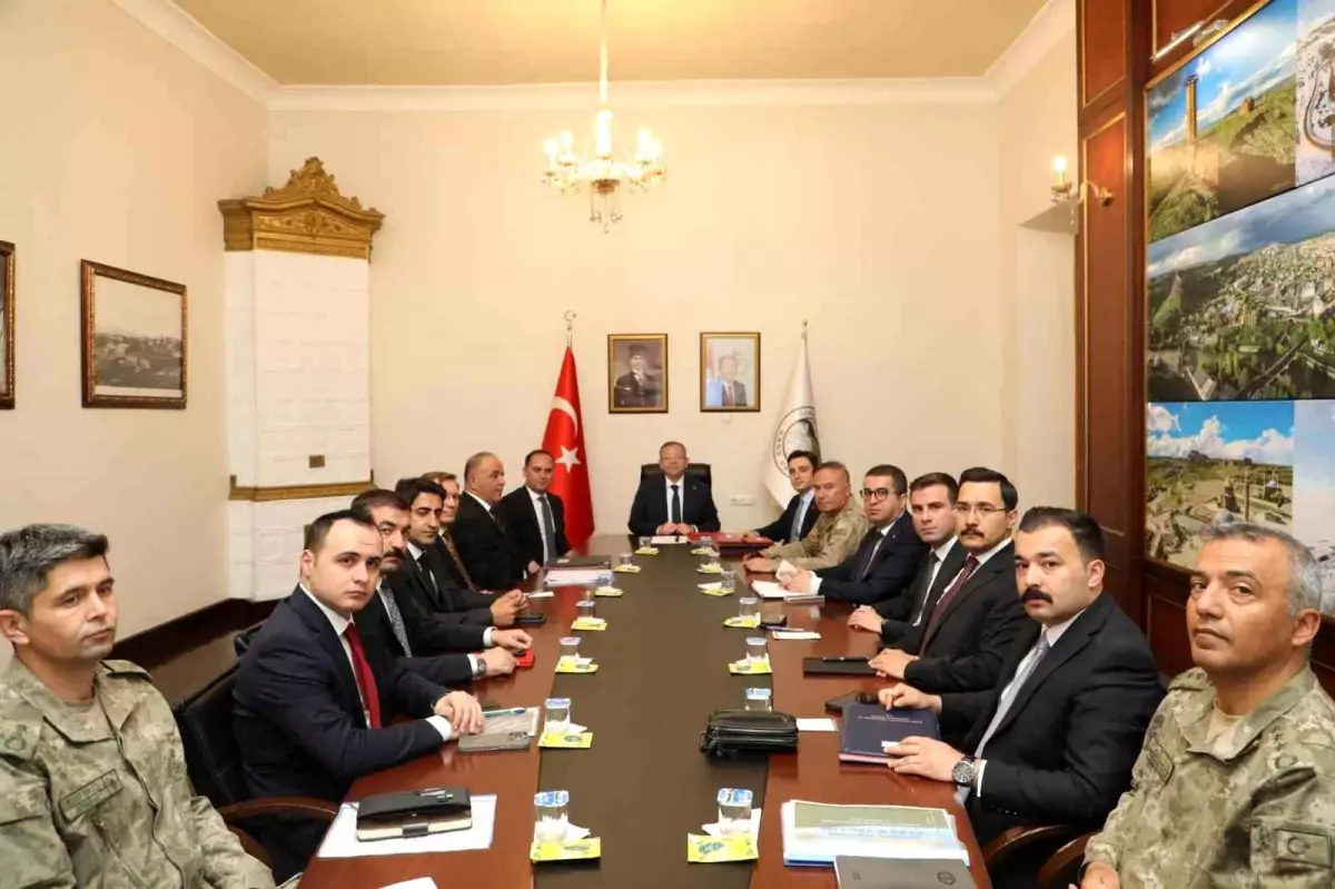 Kars'ta Güvenlik Toplantısı Yapıldı