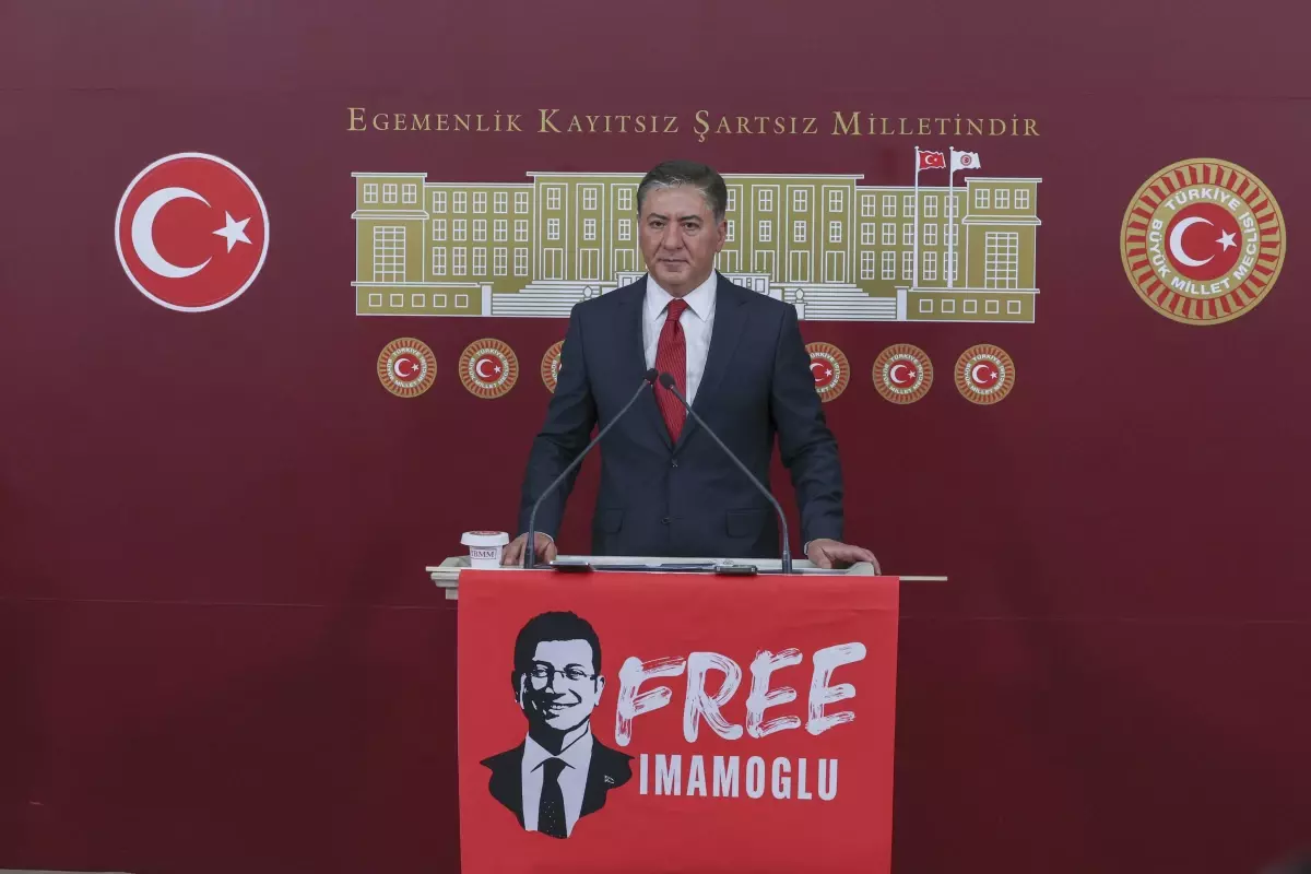 CHP'li Emir'den Anayasa Açıklamaları: 'İktidar Öncelikle Mevcut Anayasaya Uymalı'
